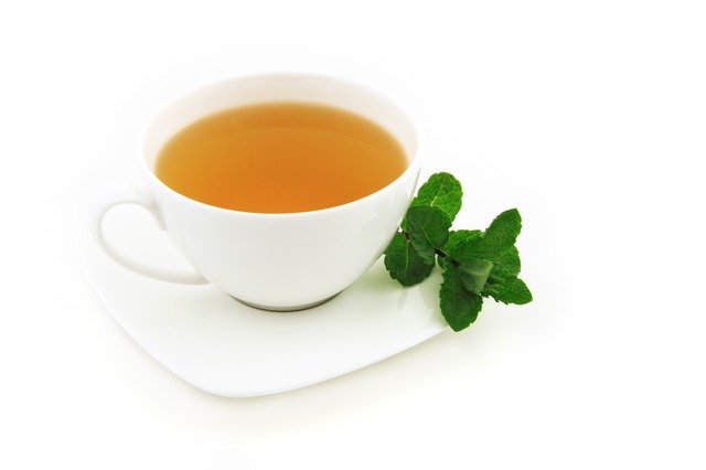 Mint tea as a natural cure for colic in babies
